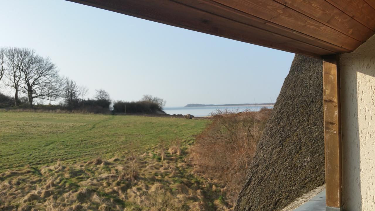Fewo 18 Im Strandhaus Lobbe Mit Balkon Exteriör bild